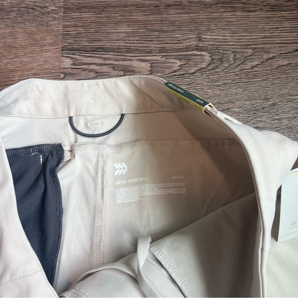 All in Motion Men's Cream Commuter Pant - Picture 4 of 7